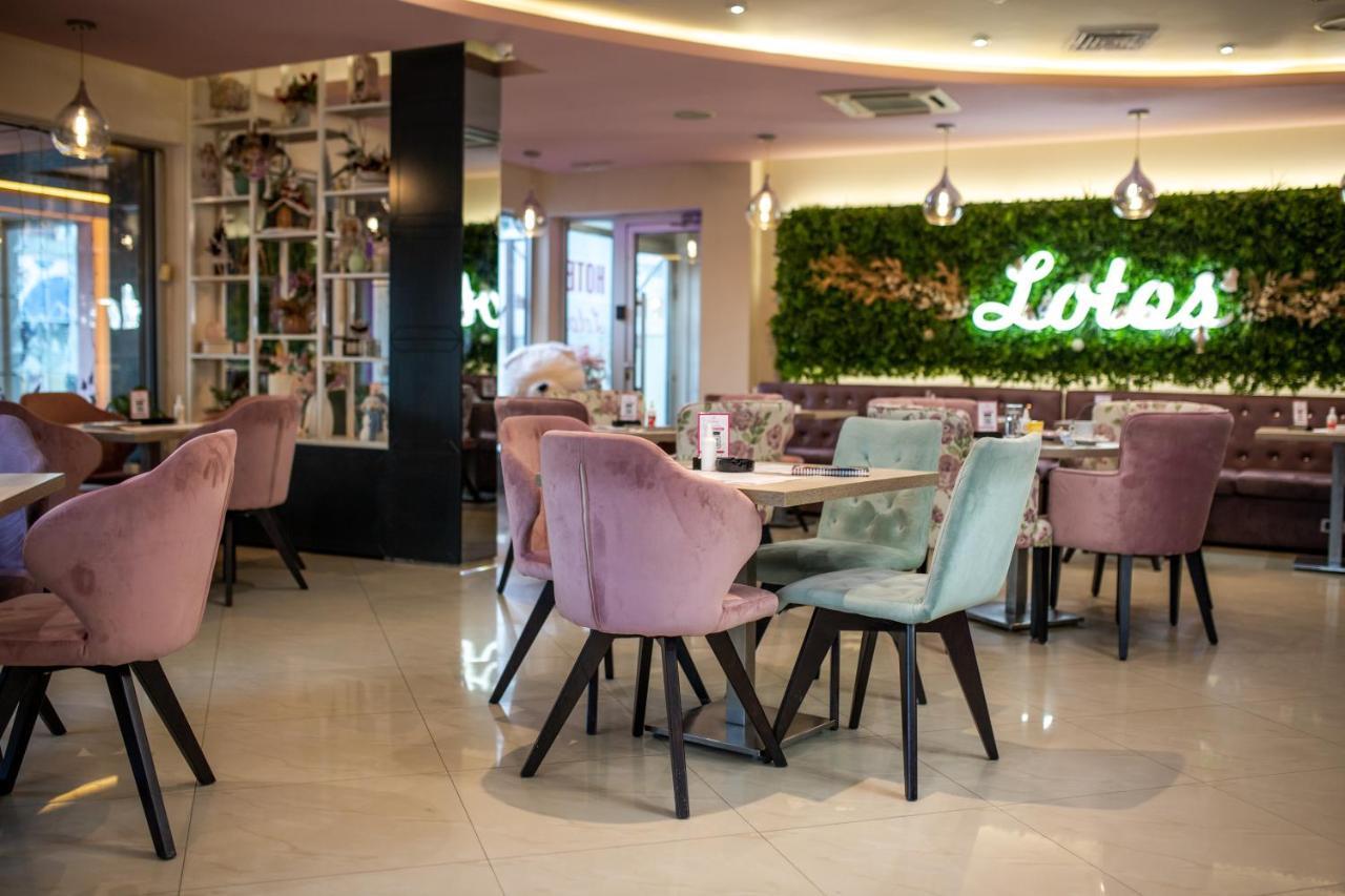 罗特斯戈尔尼酒店 Ni 外观 照片